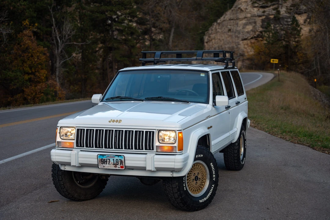 1992 Jeep XJ Cherokee - Image 5 of 31