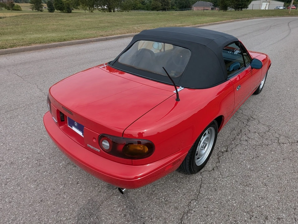 1992 Mazda NA MX-5 Miata - Image 7 of 31