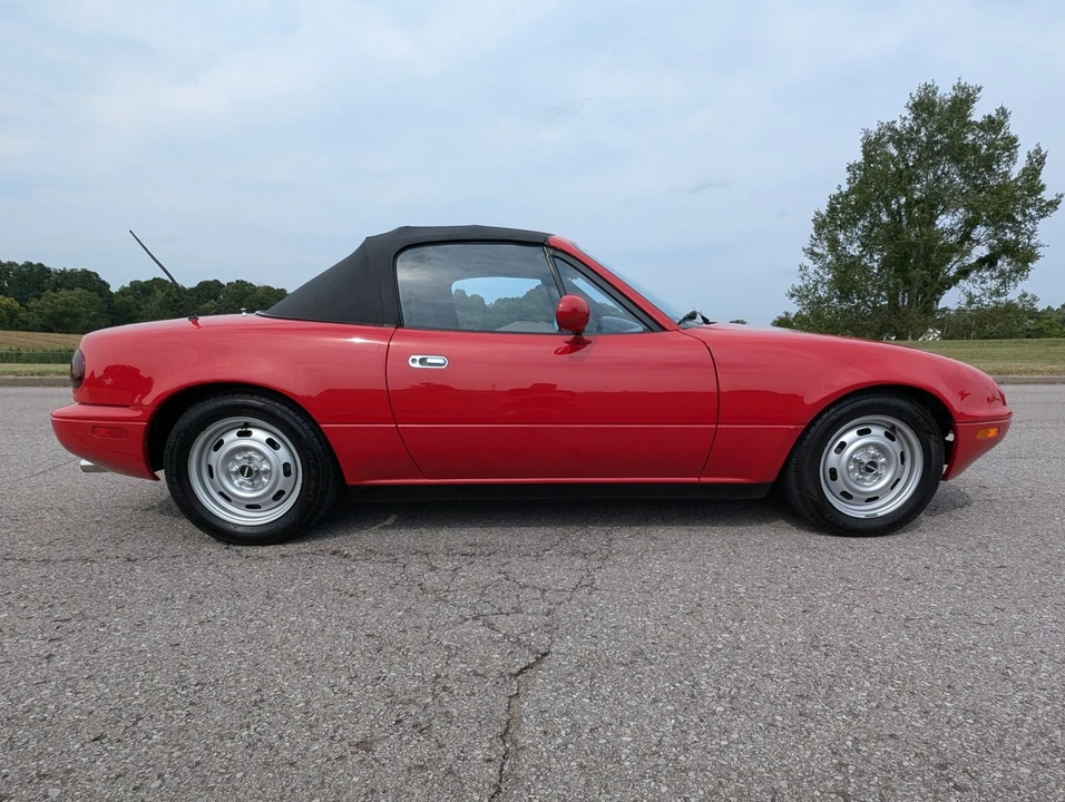 1992 Mazda NA MX-5 Miata - Image 10 of 31