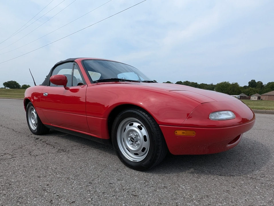 1992 Mazda NA MX-5 Miata - Image 11 of 31