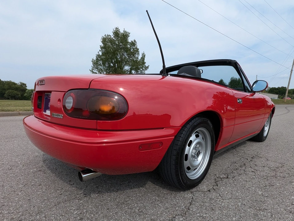 1992 Mazda NA MX-5 Miata - Image 23 of 31