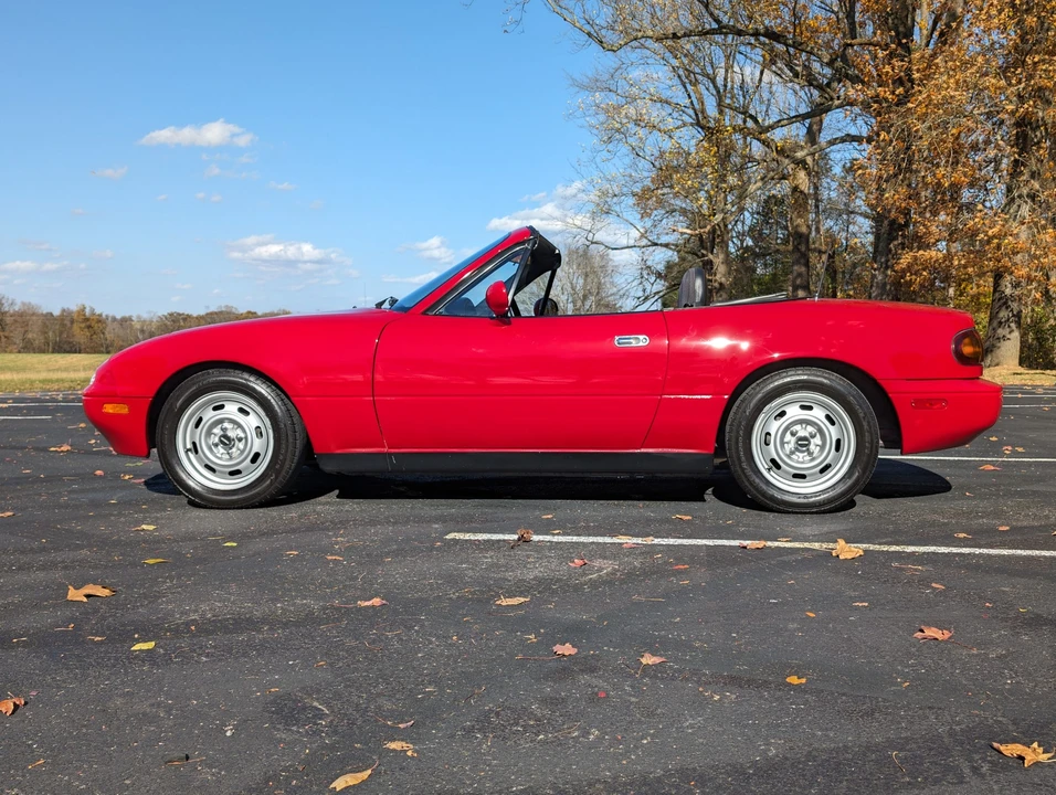 1992 Mazda NA MX-5 Miata - Image 3 of 31