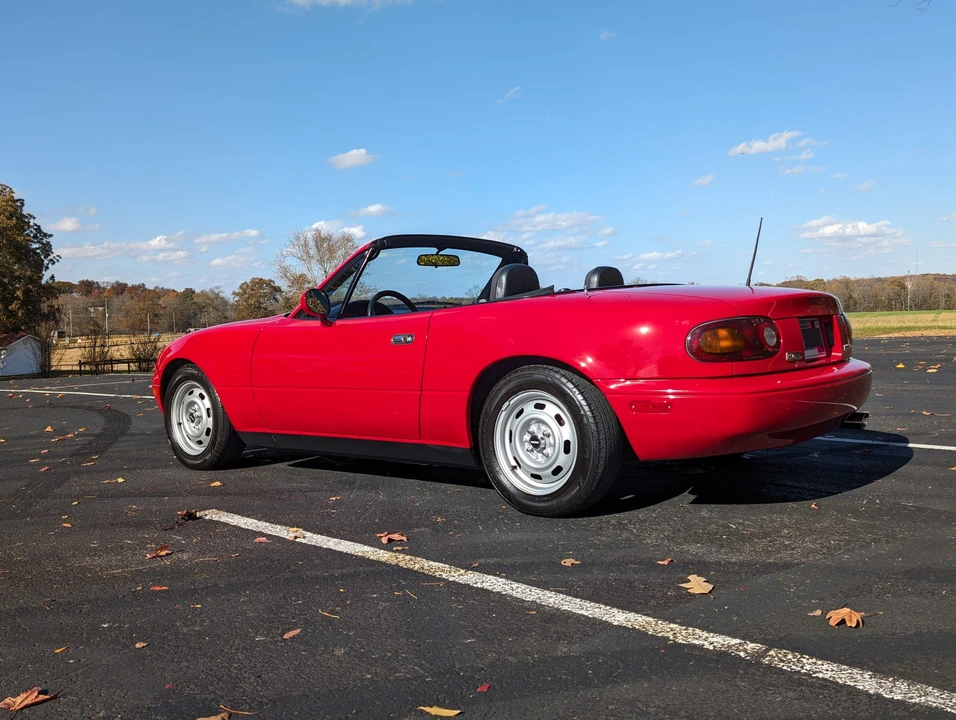 1992 Mazda NA MX-5 Miata - Image 4 of 31