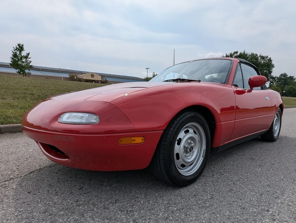 1992 Mazda NA MX-5 Miata - Image 16 of 31