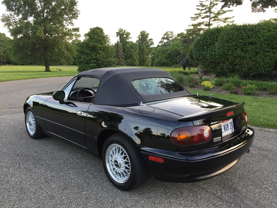 1993 Mazda NA MX-5 Miata - Image 19 of 31