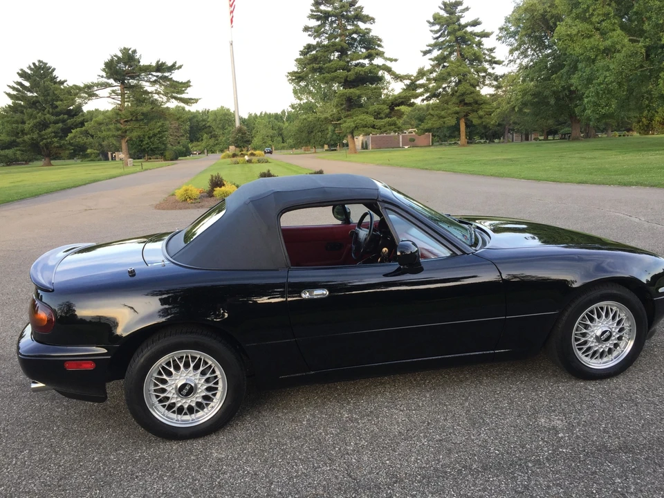 1993 Mazda NA MX-5 Miata - Image 14 of 31