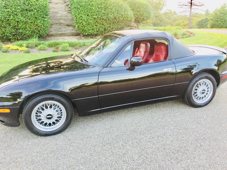 1993 Mazda NA MX-5 Miata - Image 9 of 31