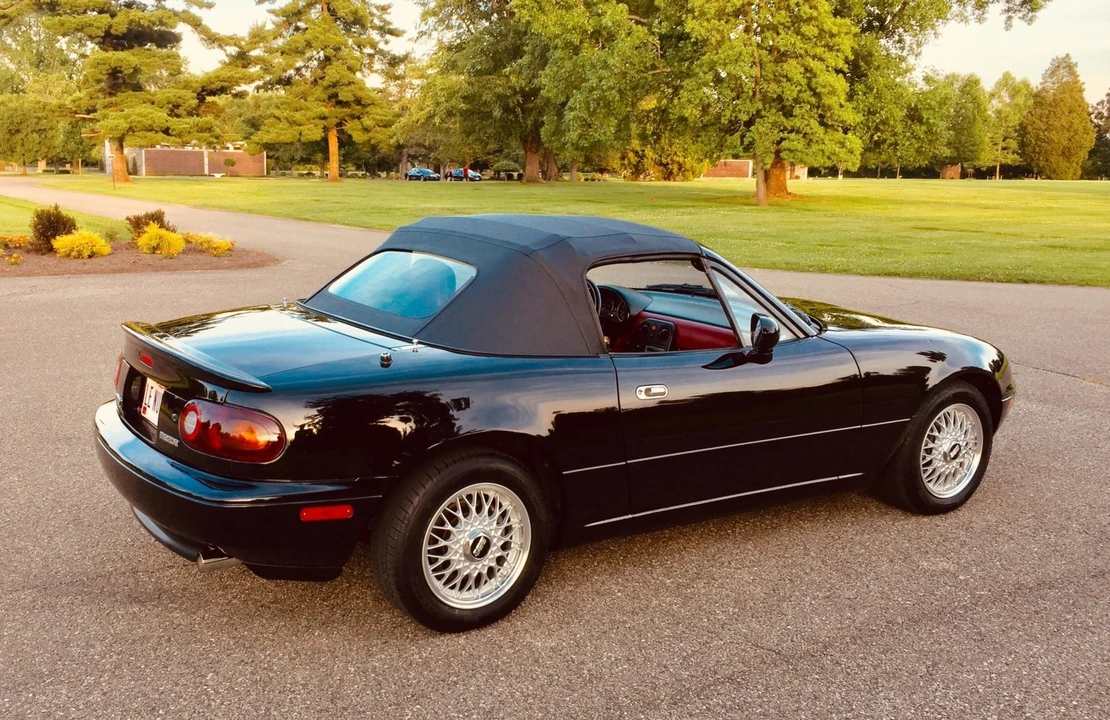 1993 Mazda NA MX-5 Miata - Image 30 of 31