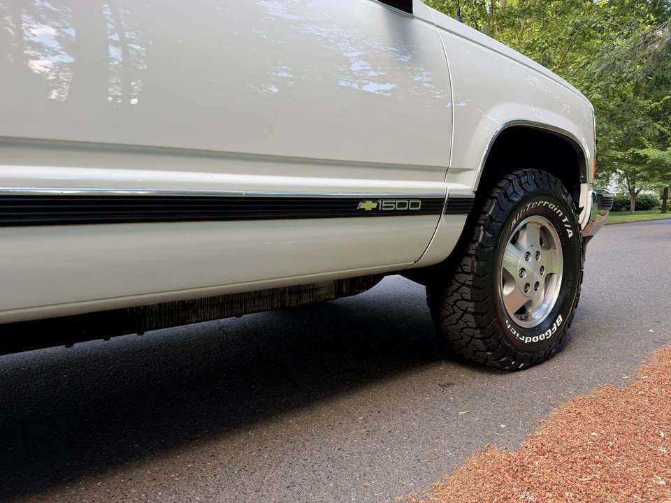 1994 Chevrolet C/K - Image 17 of 31
