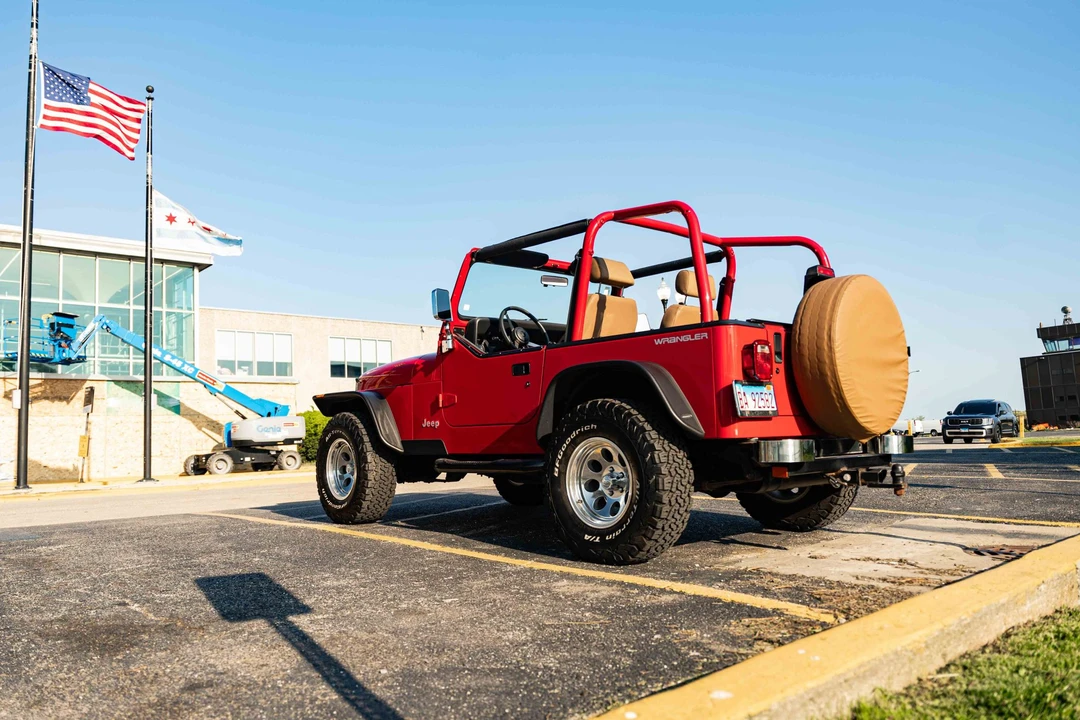 1994 Jeep YJ Wrangler - Image 4 of 31
