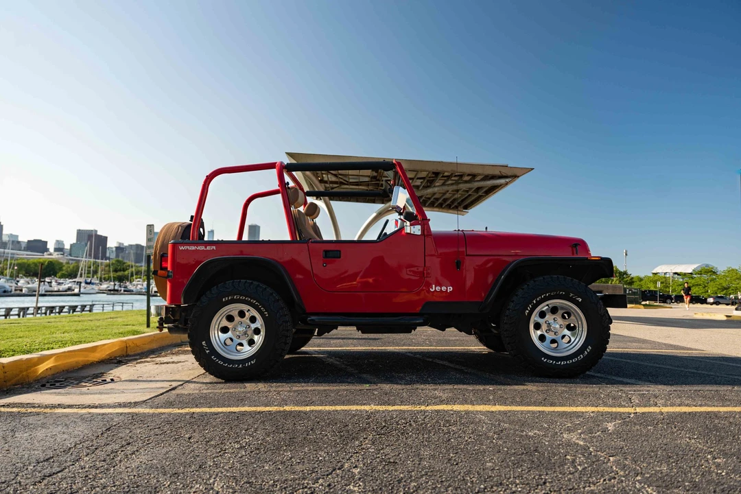 1994 Jeep YJ Wrangler - Image 8 of 31