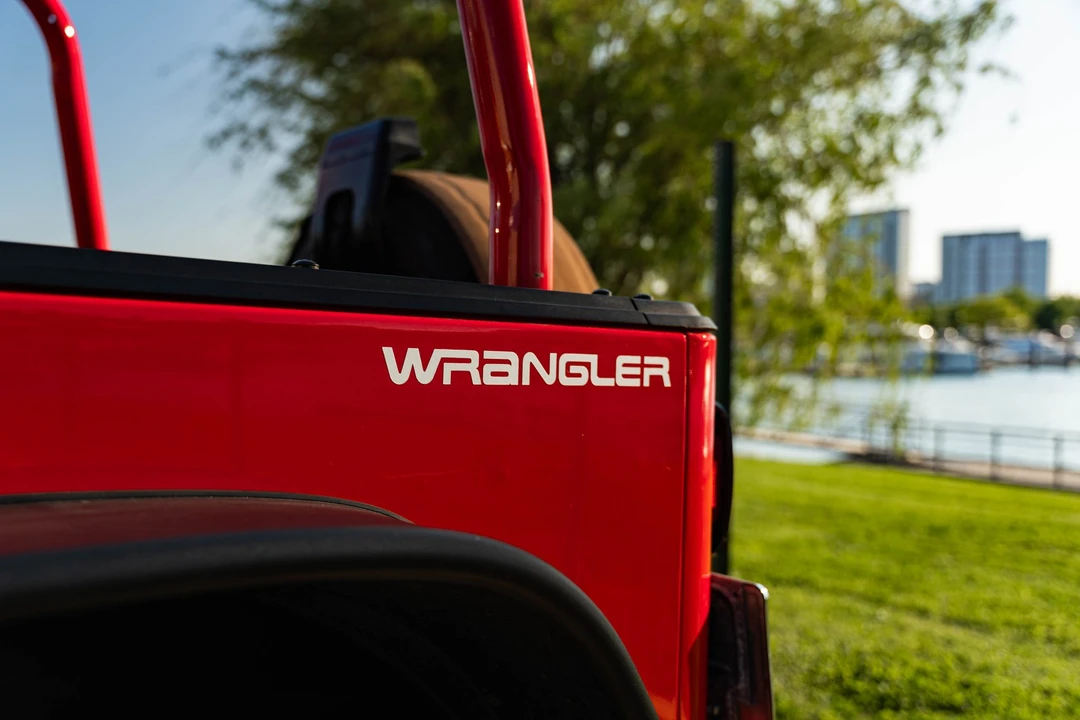 1994 Jeep YJ Wrangler - Image 27 of 31