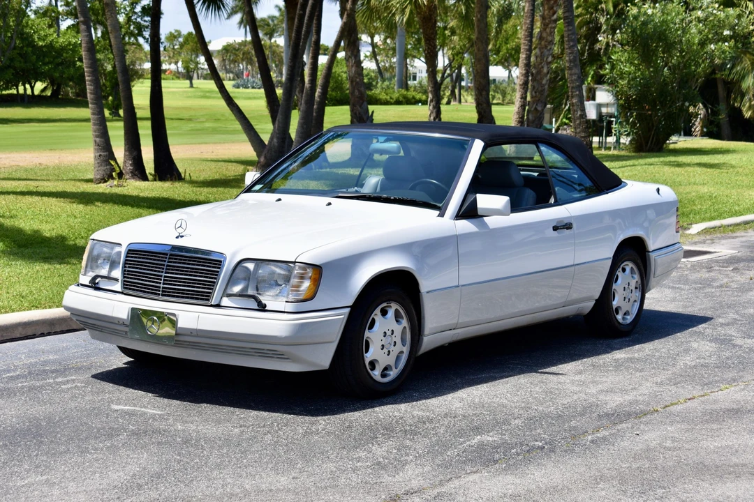 1994 Mercedes-Benz W124 E-Class - Image 11 of 31