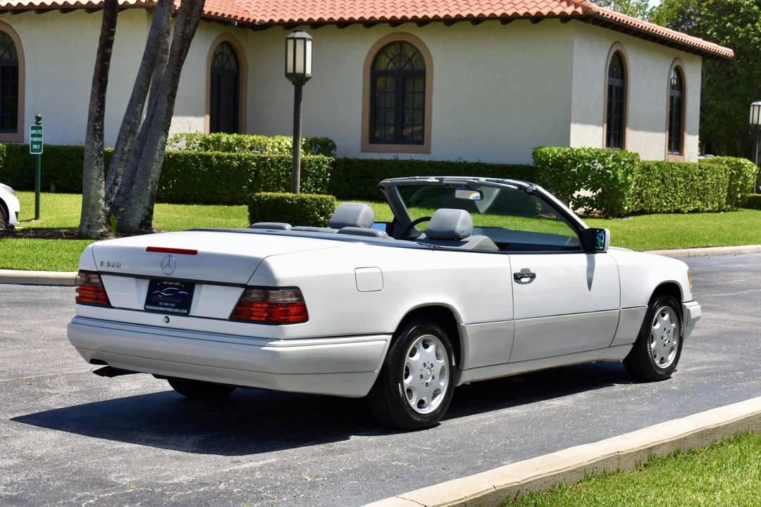 1994 Mercedes-Benz W124 E-Class - Image 6 of 31