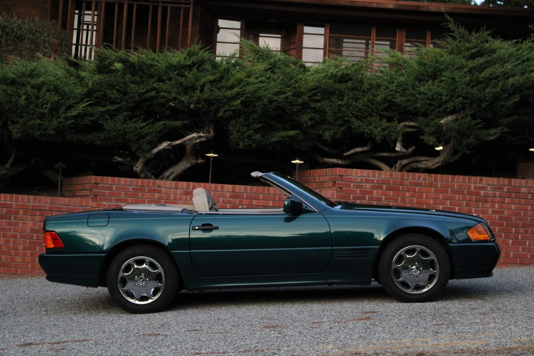1994 Mercedes-Benz R129 SL-Class - Image 13 of 31