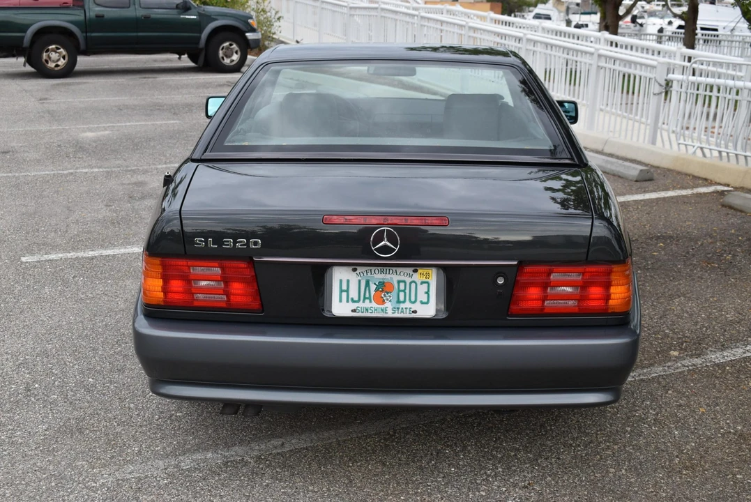 1994 Mercedes-Benz R129 SL-Class - Image 16 of 31