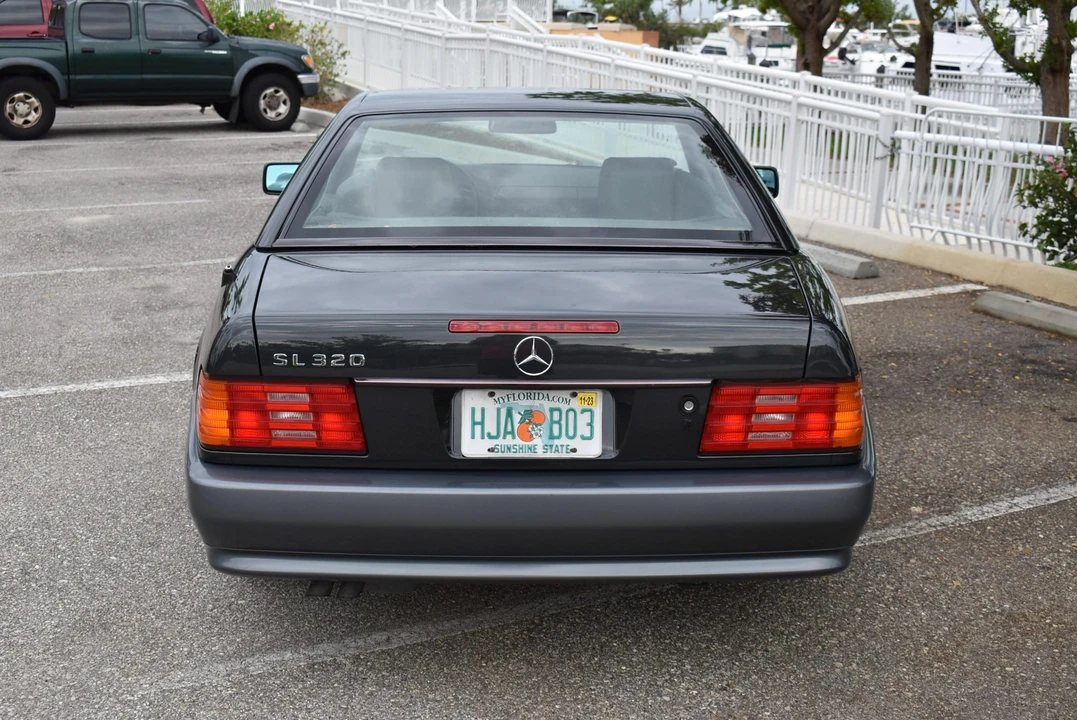 1994 Mercedes-Benz R129 SL-Class - Image 17 of 31