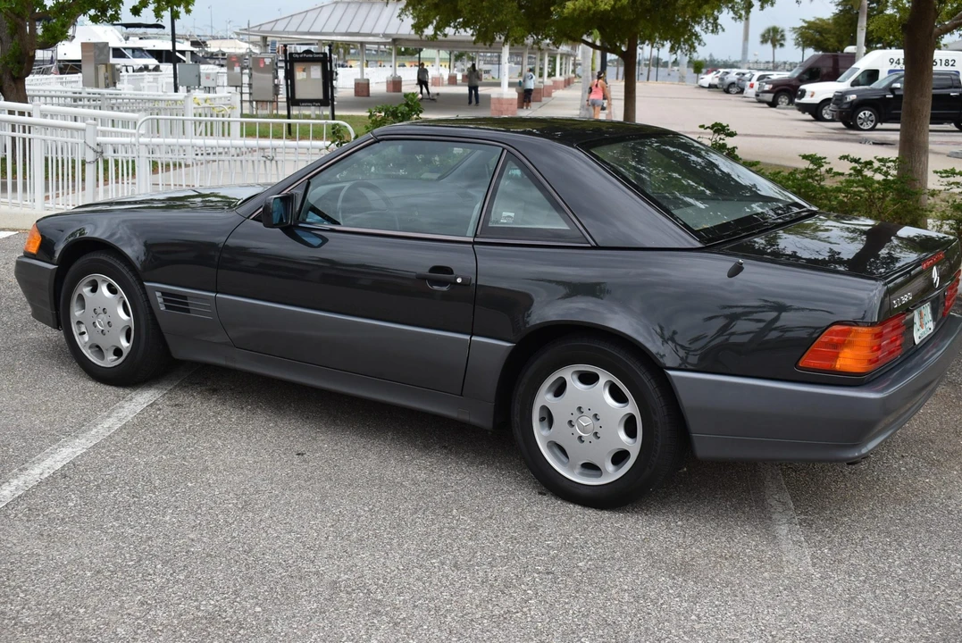 1994 Mercedes-Benz R129 SL-Class - Image 9 of 31