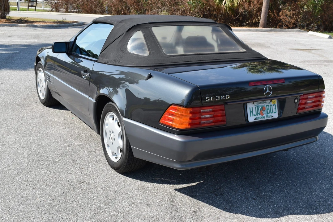 1994 Mercedes-Benz R129 SL-Class - Image 12 of 31
