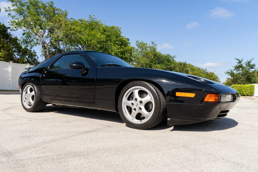 1994 Porsche 928 GTS - Image 12 of 31