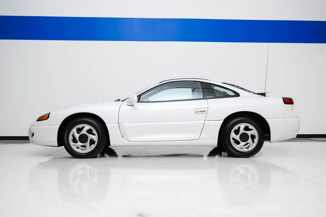 1995 Dodge Stealth - Image 10 of 31