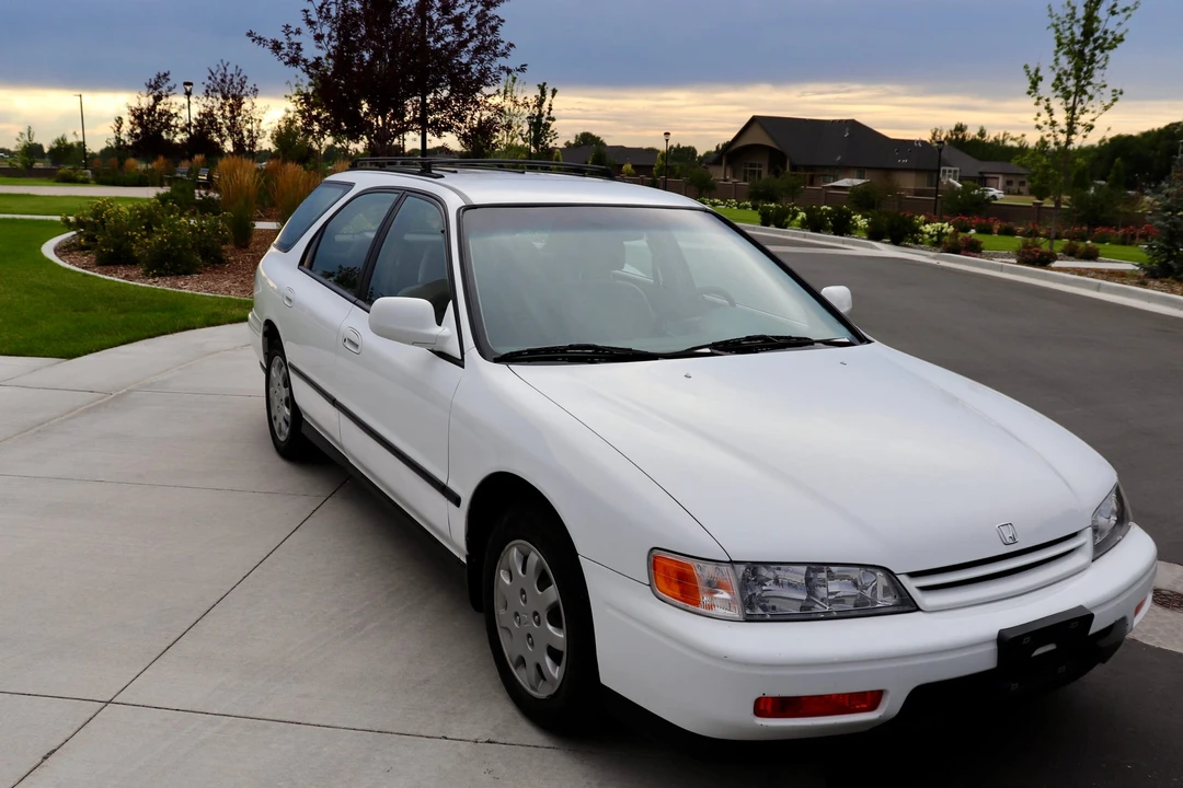 1995 Honda Accord 5th Gen - Image 23 of 31