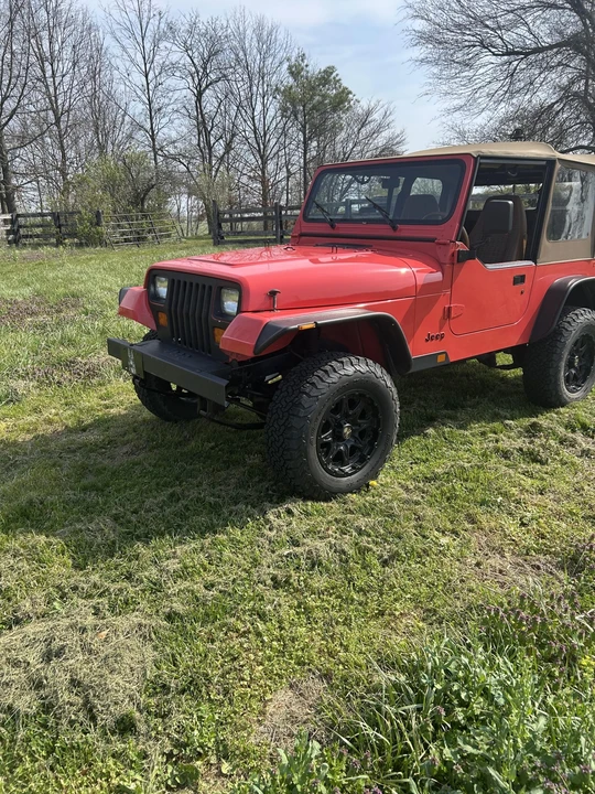 1995 Jeep YJ Wrangler - Image 4 of 31