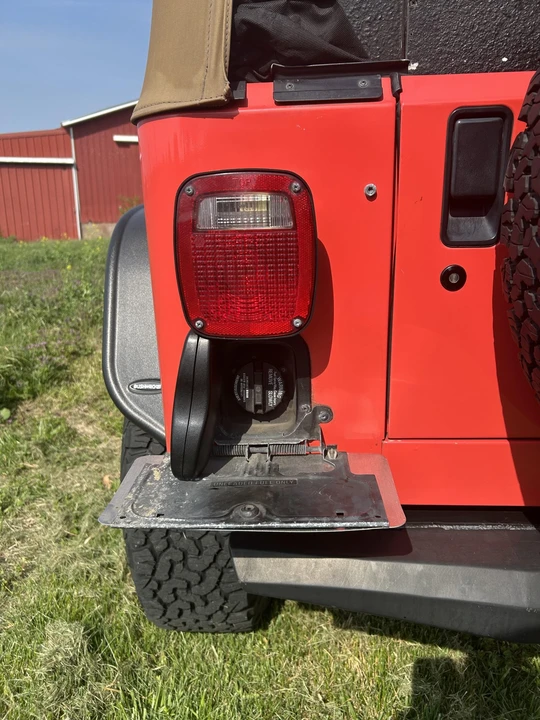 1995 Jeep YJ Wrangler - Image 22 of 31