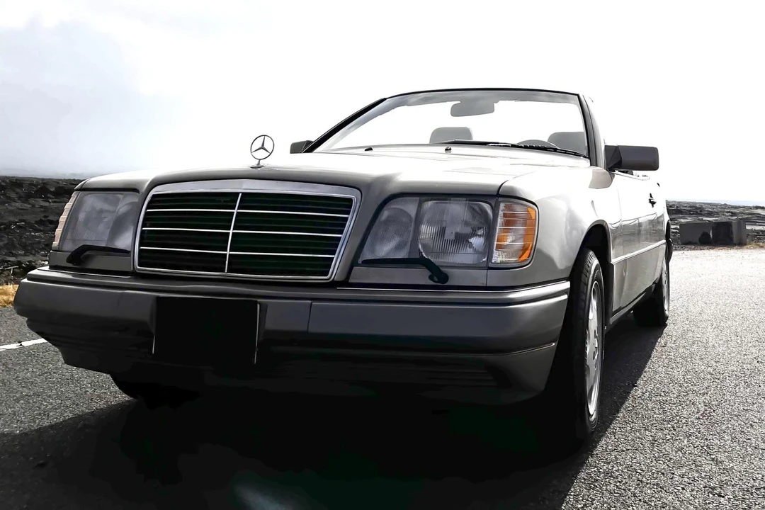 1995 Mercedes-Benz W124 E-Class - Image 13 of 31