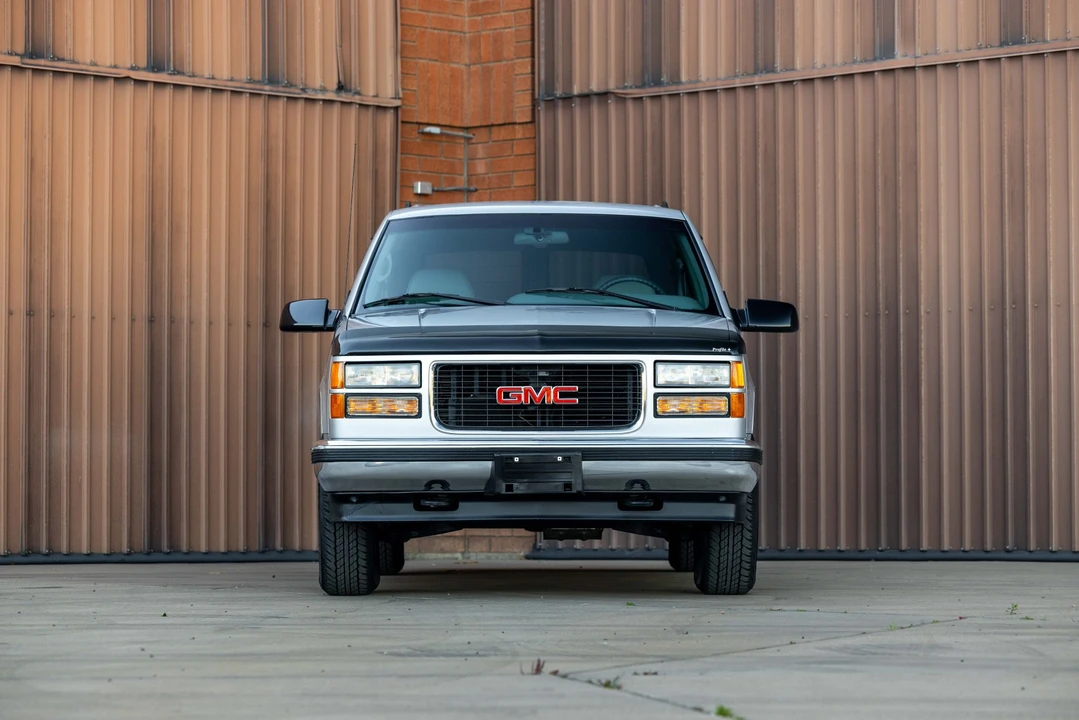 1996 GMC Yukon 1st Gen - Image 10 of 31