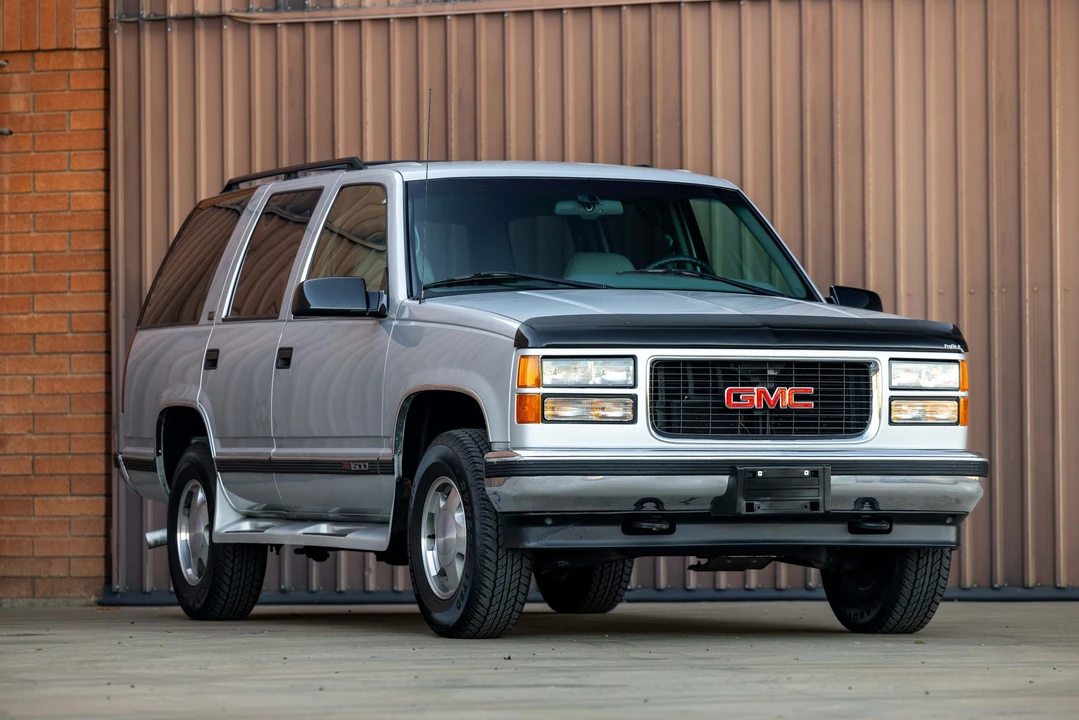 1996 GMC Yukon 1st Gen - Image 14 of 31