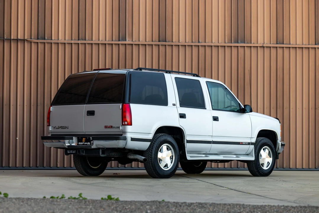 1996 GMC Yukon 1st Gen - Image 21 of 31
