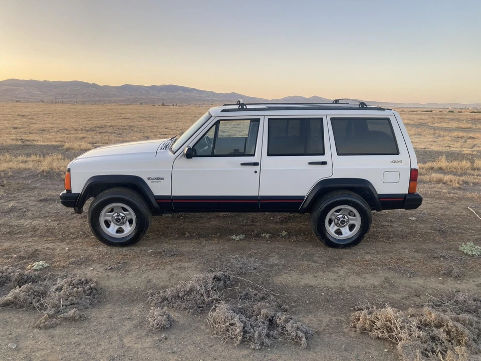 1996 Jeep XJ Cherokee - Image 17 of 31