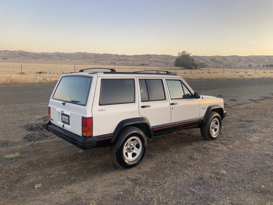 1996 Jeep XJ Cherokee - Image 27 of 31