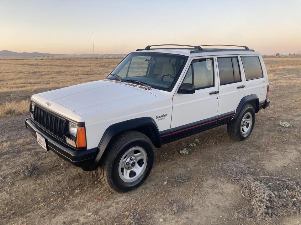 1996 Jeep XJ Cherokee - Image 11 of 31