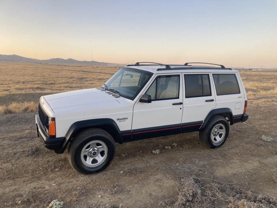 1996 Jeep XJ Cherokee - Image 15 of 31