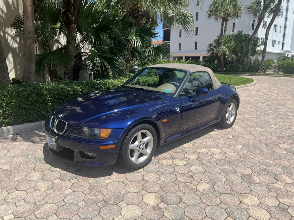 1997 BMW Z3 Roadster - Image 2 of 31