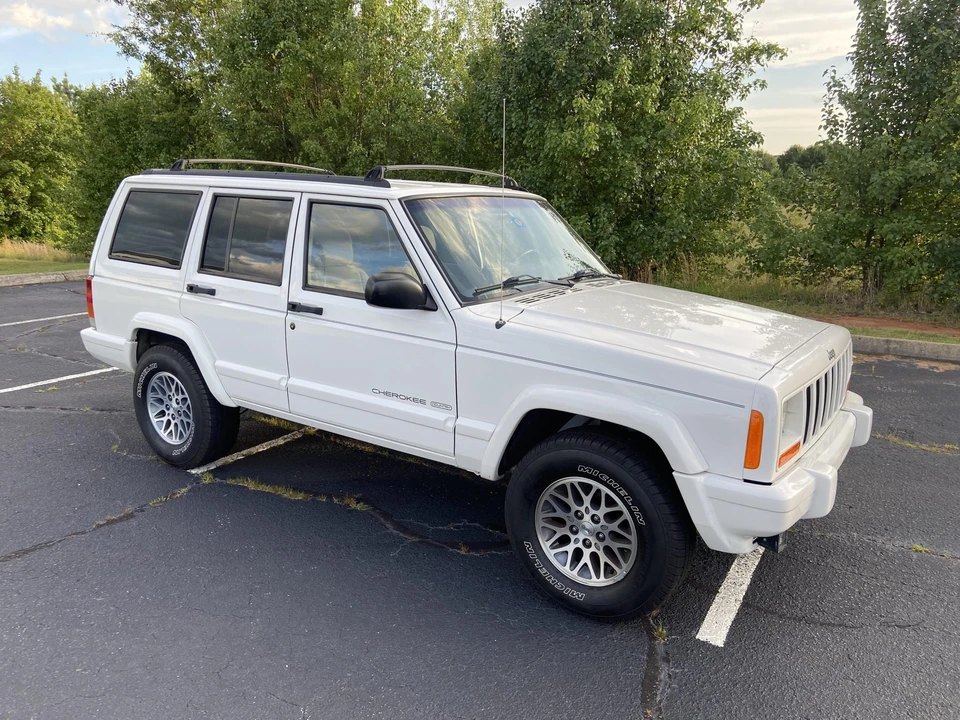 1997 Jeep XJ Cherokee - Image 17 of 31