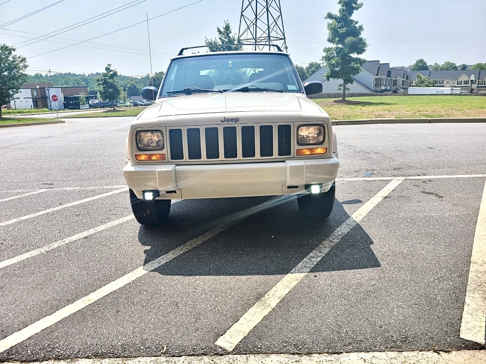 1997 Jeep XJ Cherokee - Image 5 of 31