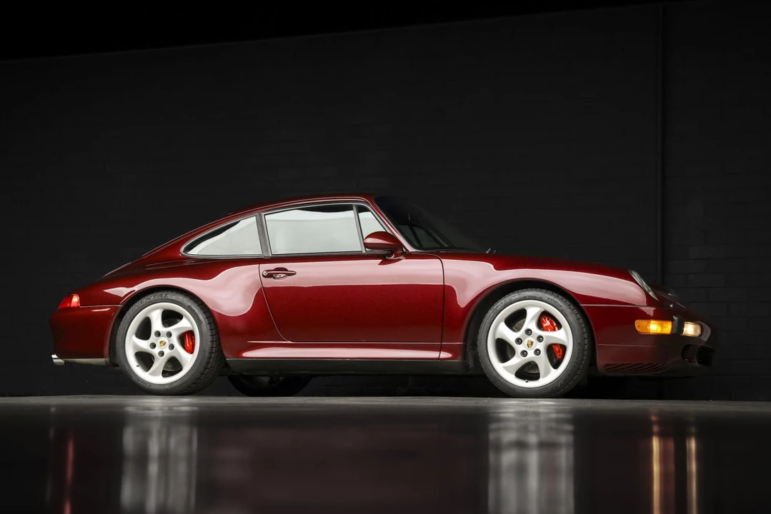 1997 Porsche 993 Carrera 4S - Image 14 of 31