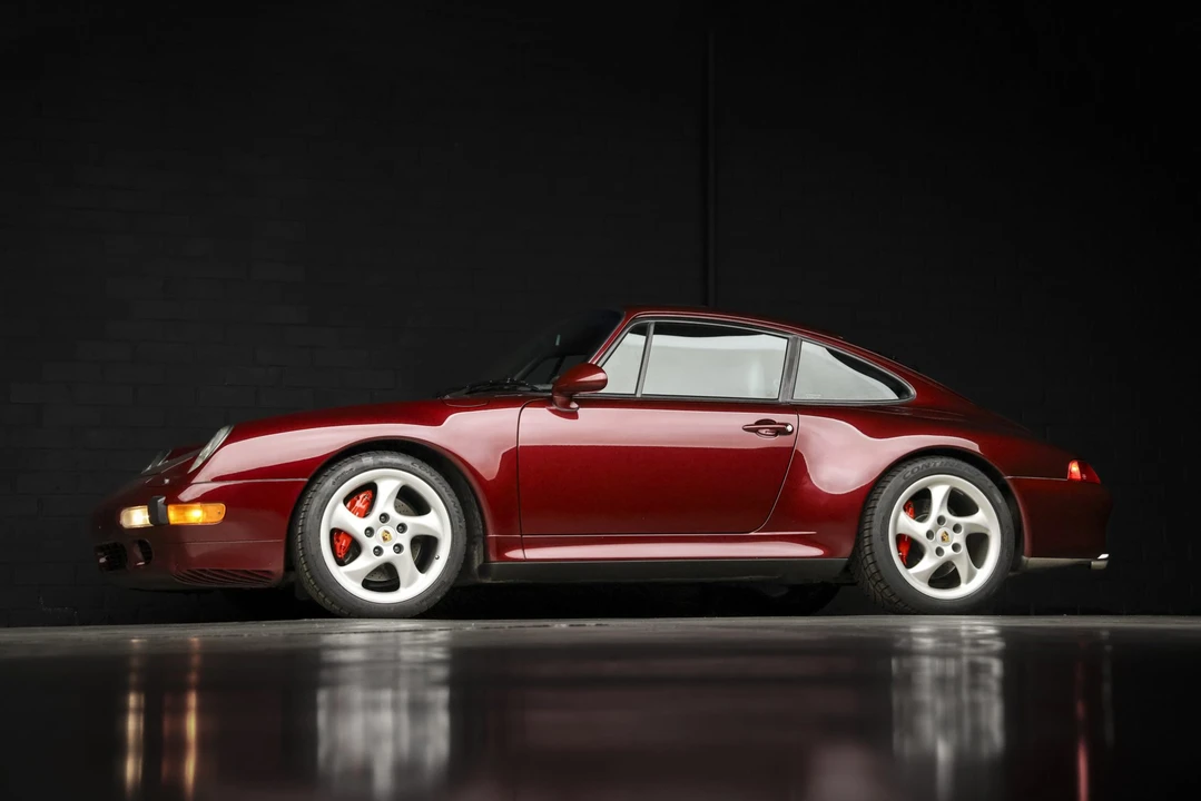 1997 Porsche 993 Carrera 4S - Image 27 of 31
