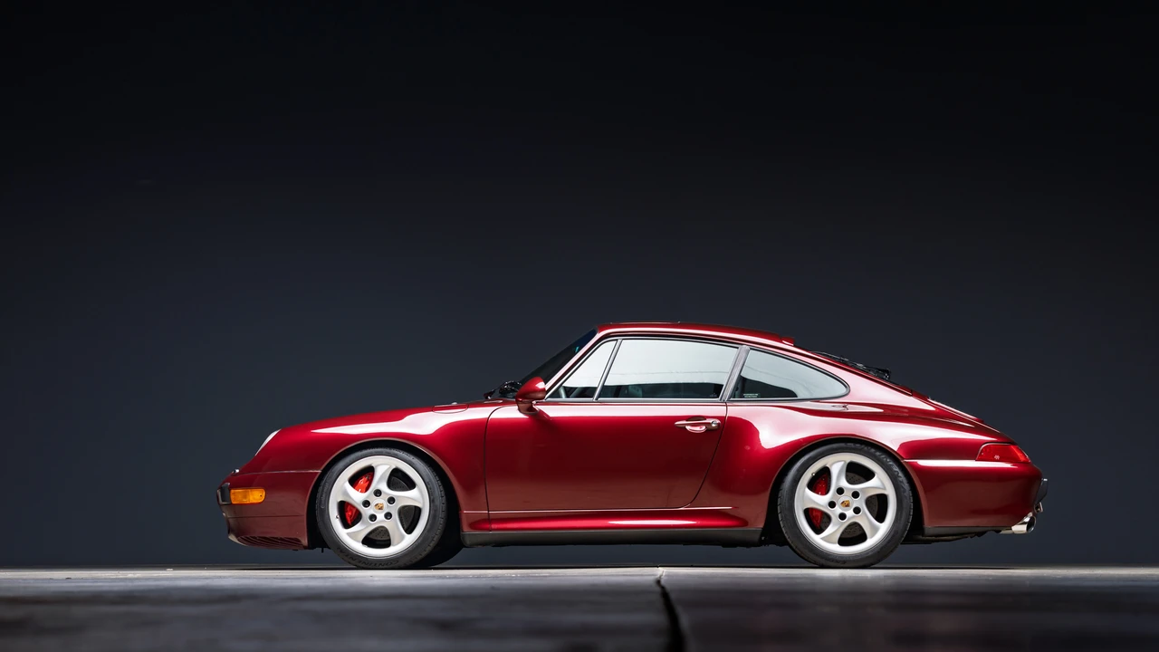 1997 Porsche 993 Carrera 4S - Image 13 of 31
