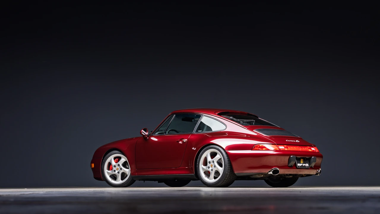 1997 Porsche 993 Carrera 4S - Image 16 of 31
