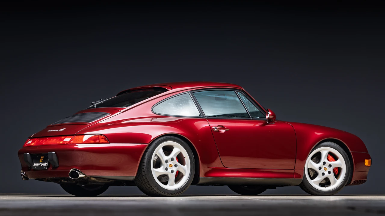 1997 Porsche 993 Carrera 4S - Image 25 of 31