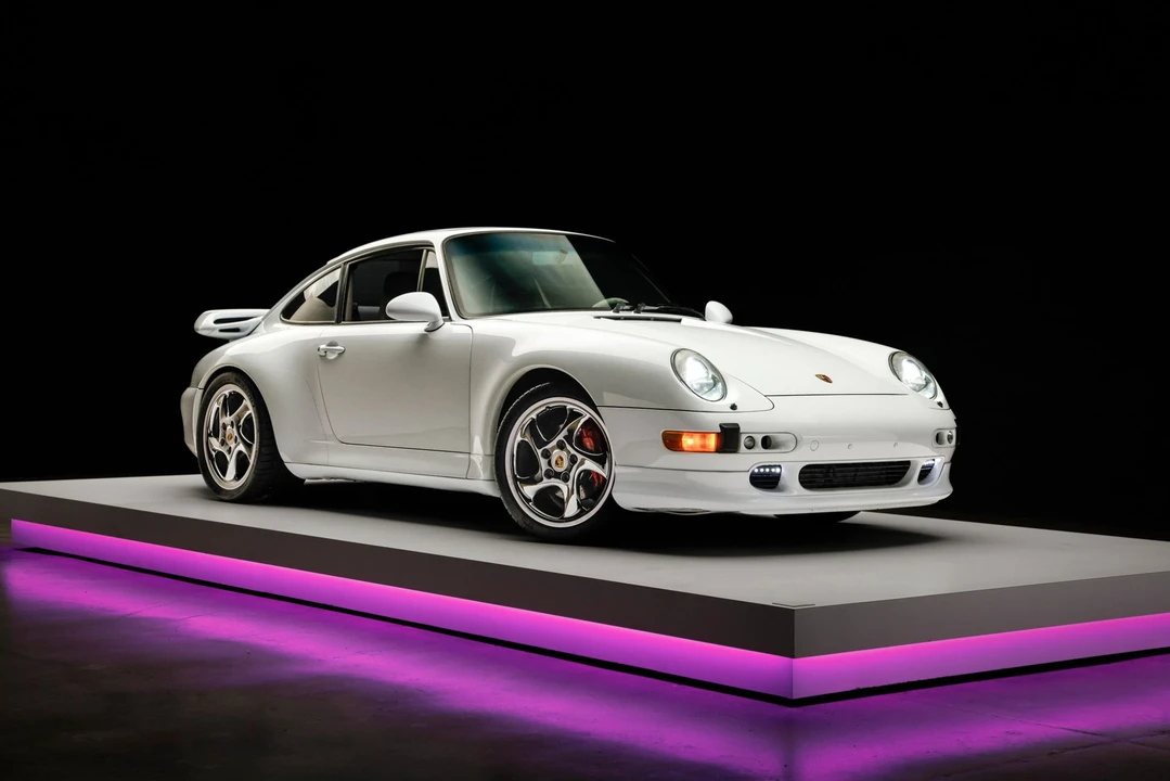 1997 Porsche 993 Carrera S - Image 12 of 31