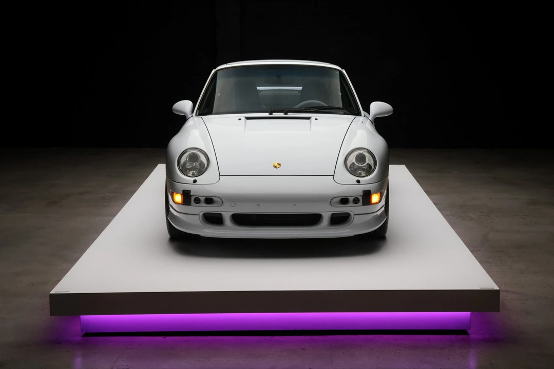 1997 Porsche 993 Carrera S - Image 9 of 31