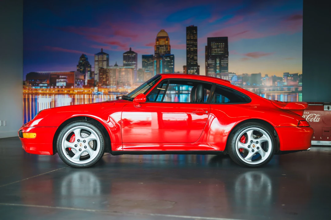1997 Porsche 993 Carrera - Image 24 of 31