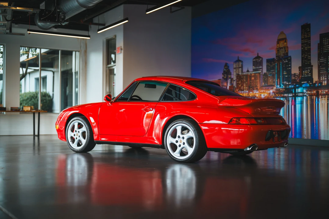 1997 Porsche 993 Carrera - Image 28 of 31