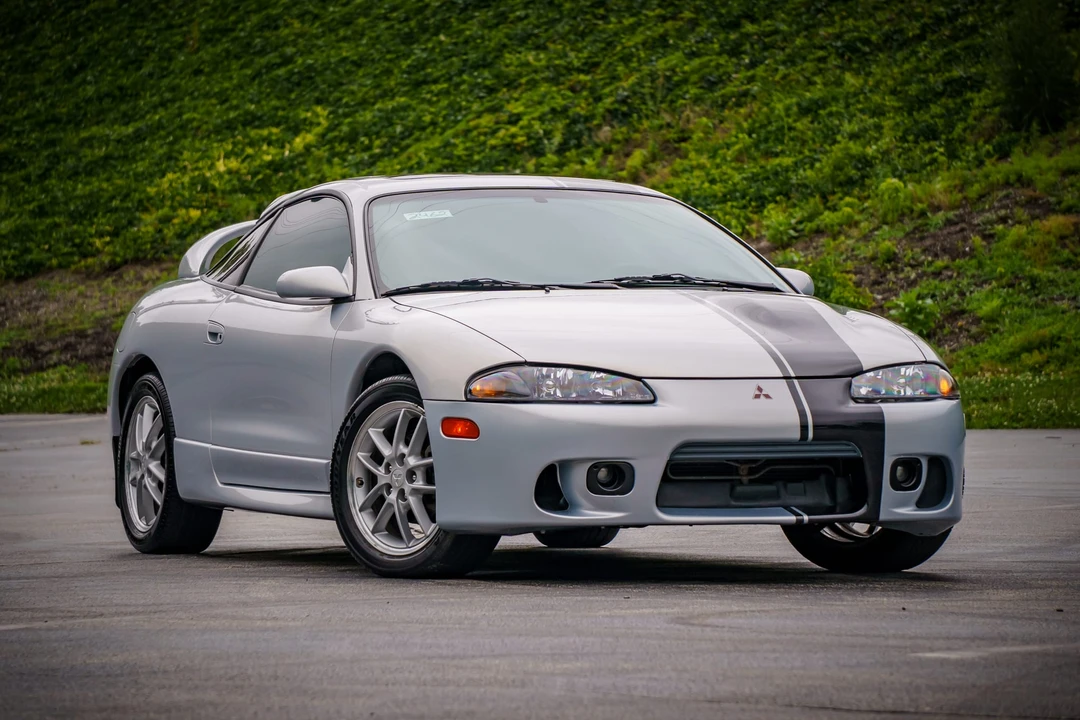 1998 Mitsubishi Eclipse 2nd Gen - Image 12 of 31