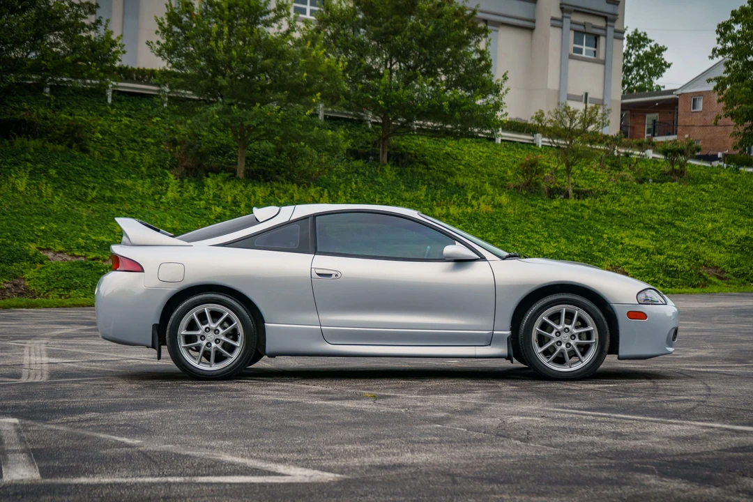 1998 Mitsubishi Eclipse 2nd Gen - Image 18 of 31